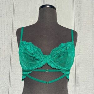 La Senza Green Lace and Rhinestone Strappy Bra, 36B